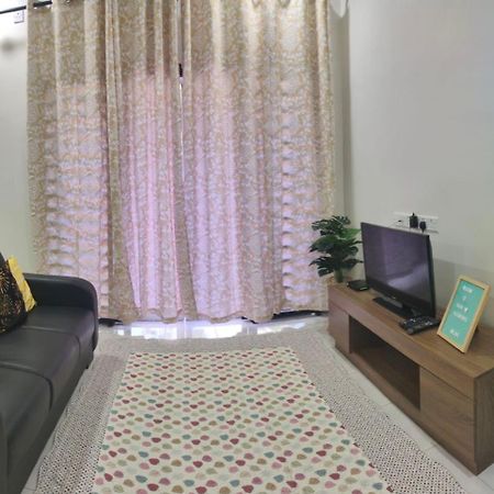 Homestay Habi Residence Kepala Batas  Exterior photo