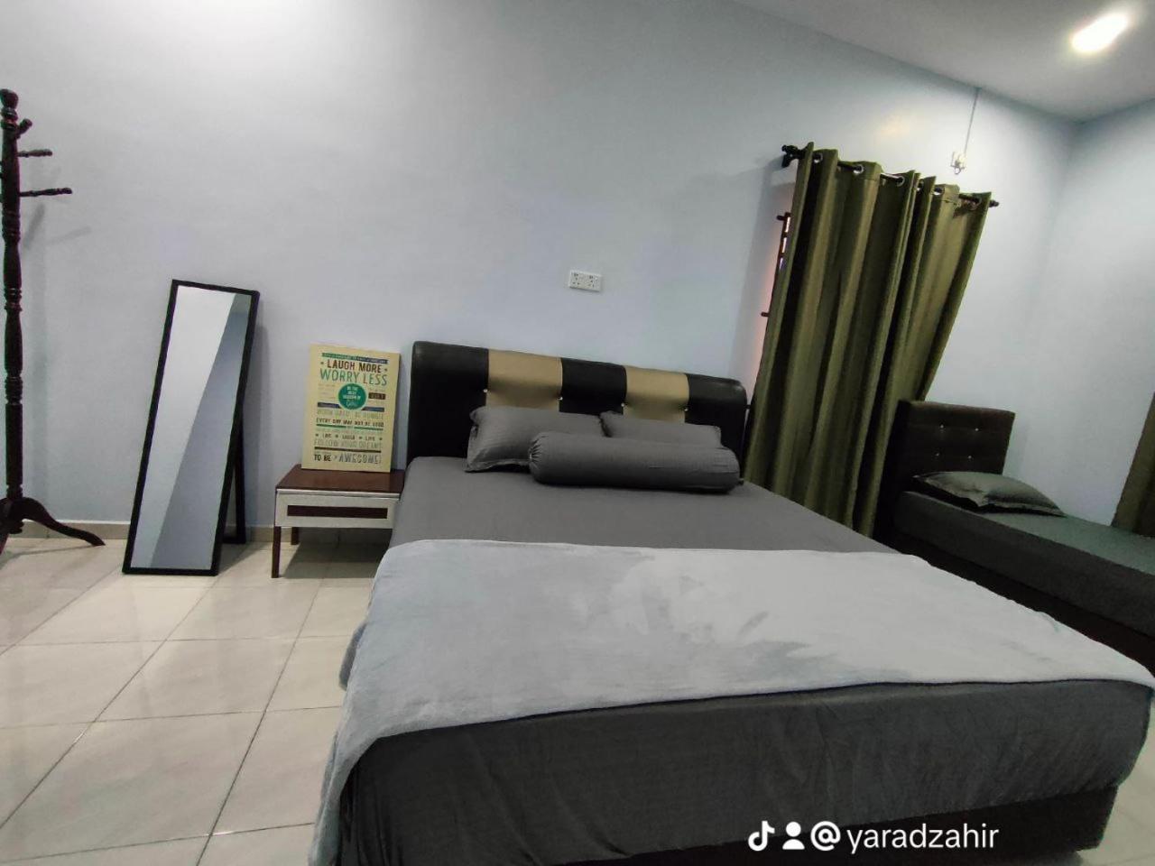 Homestay Habi Residence Kepala Batas  Exterior photo