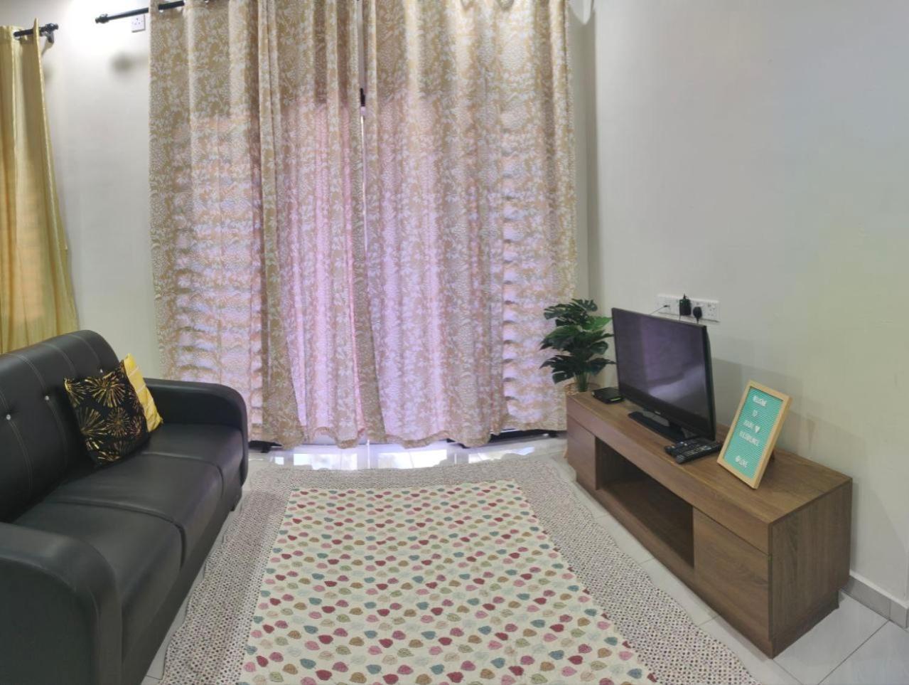 Homestay Habi Residence Kepala Batas  Exterior photo