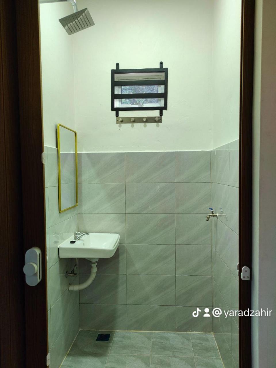 Homestay Habi Residence Kepala Batas  Exterior photo