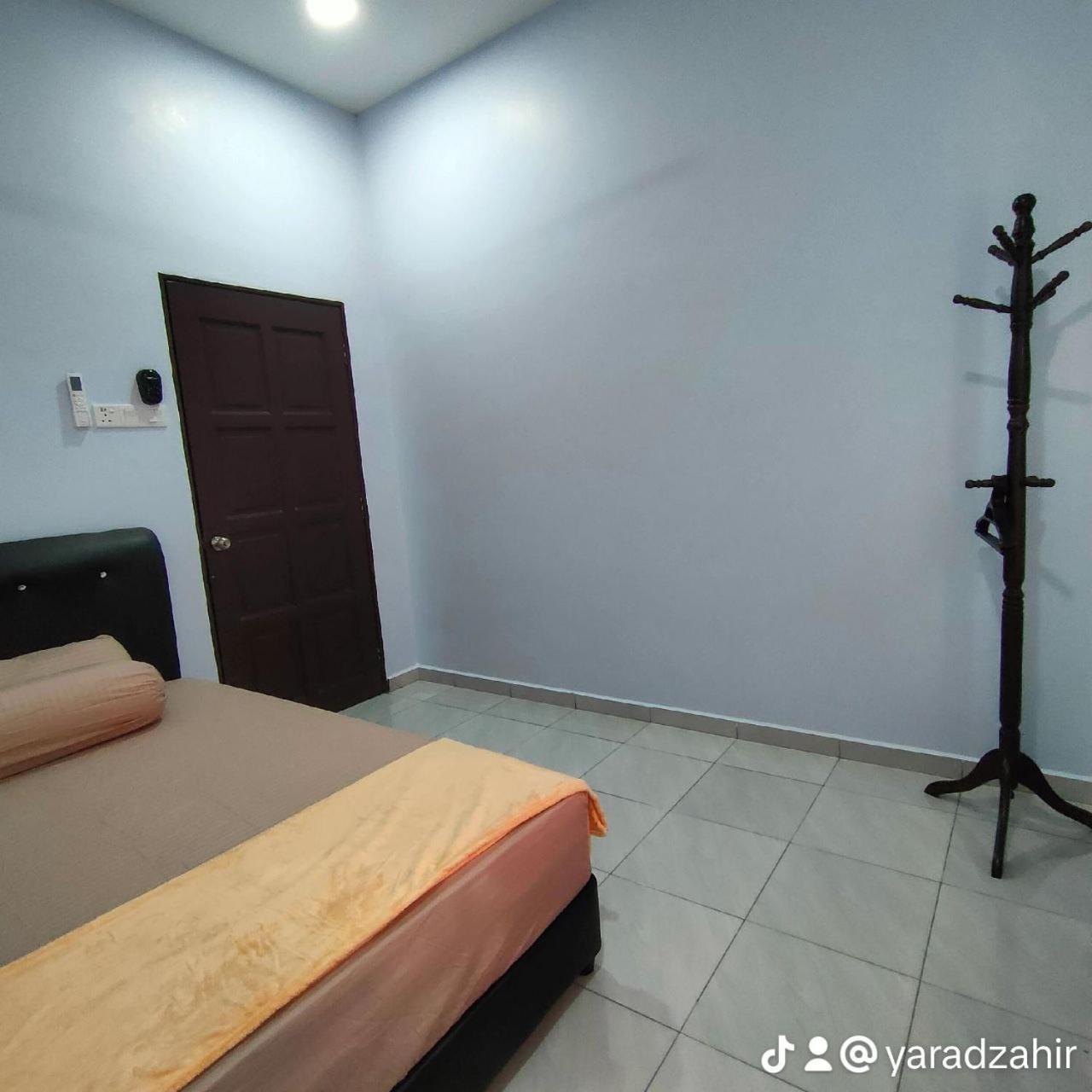 Homestay Habi Residence Kepala Batas  Exterior photo