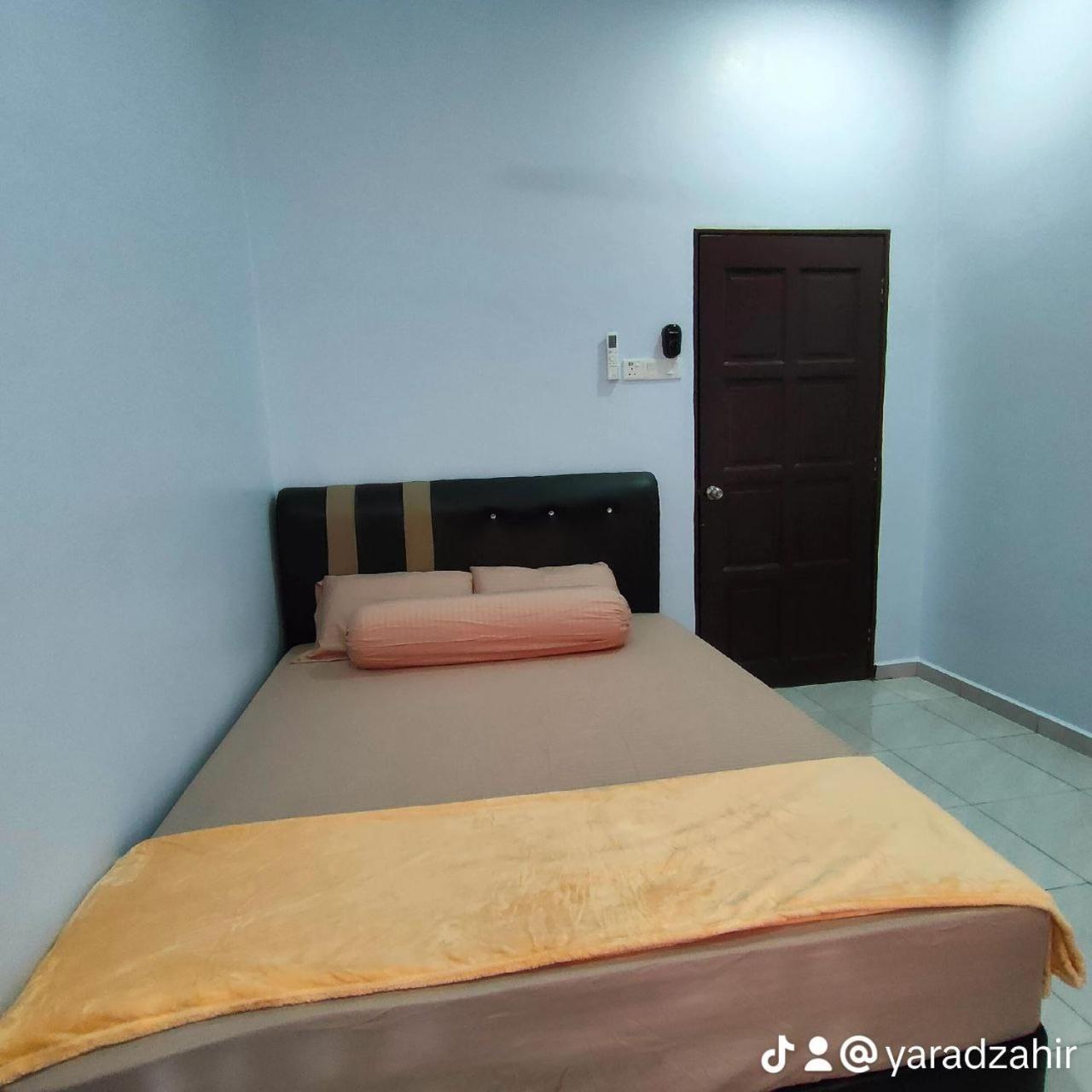 Homestay Habi Residence Kepala Batas  Exterior photo